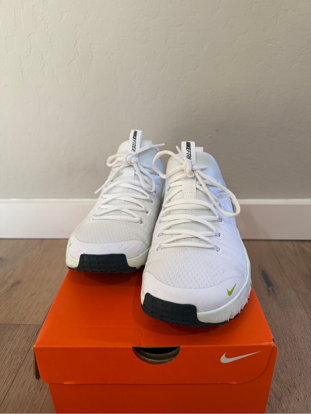 Women's Nike Free Metcon 6 Training Shoes - Picture 5 of 5